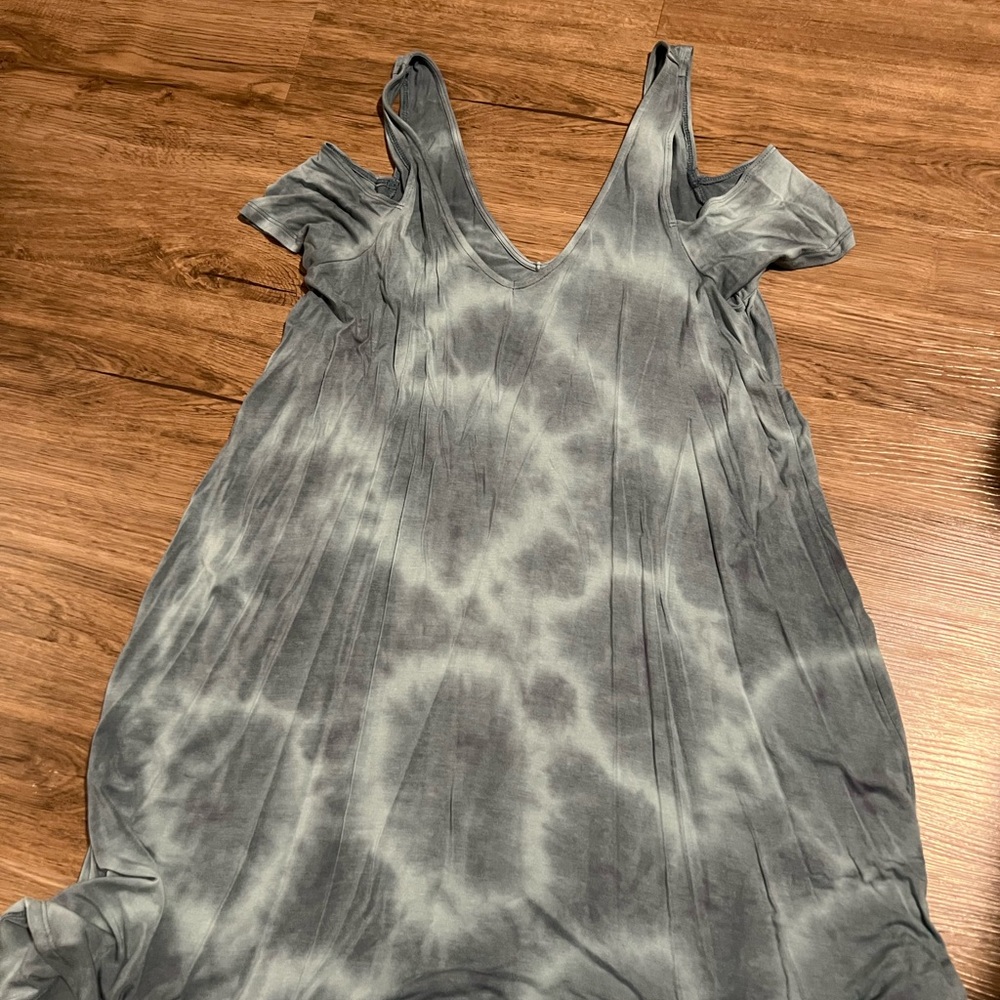 Gray Tie-Dye Cold Shoulder Dress